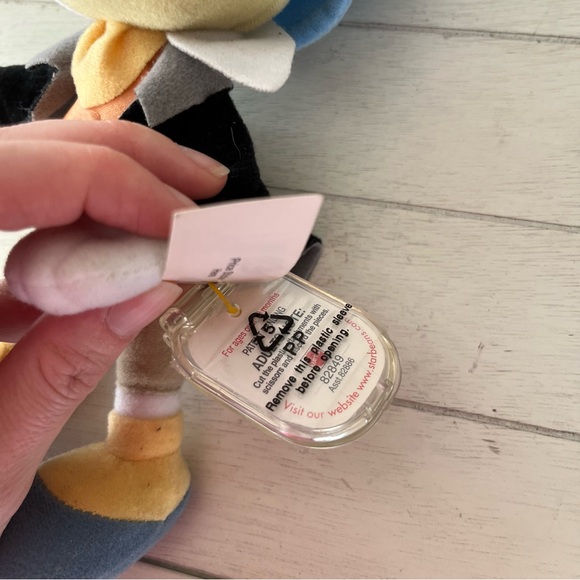 Vintage Disney Classics Jiminy Cricket Star Bean Plush Stuffed Animal Toy - Picture 4 of 6